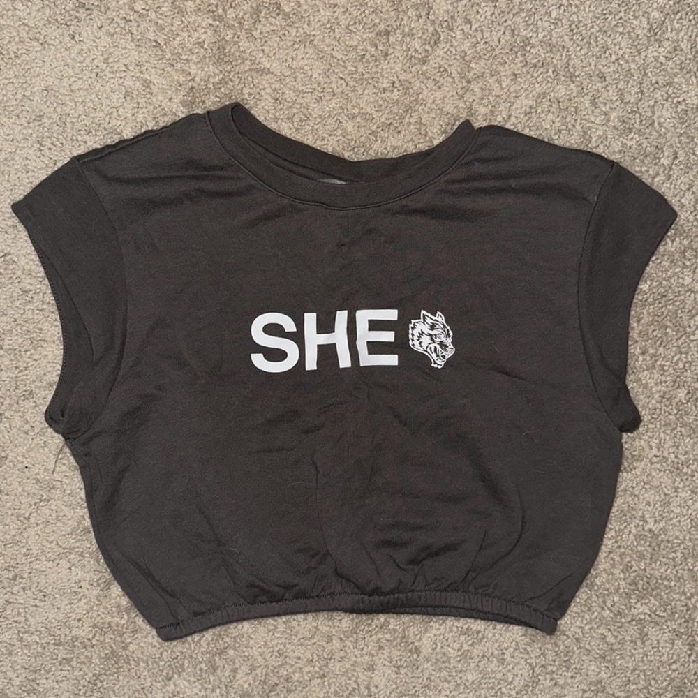 Darc Sport cropped muscle tee size small